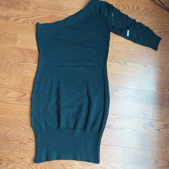 Long sequined top - Picture 2 of 4